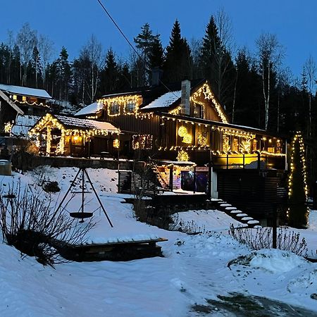 Stabbur Steinbekken, Back To Basic Primitive Overnight Eidsvoll Bagian luar foto